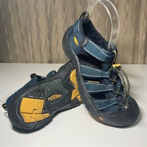 Keen Newport H2 Youth 5 Closed Toe Toggle Laced Blue Yellow Black Water Shoes